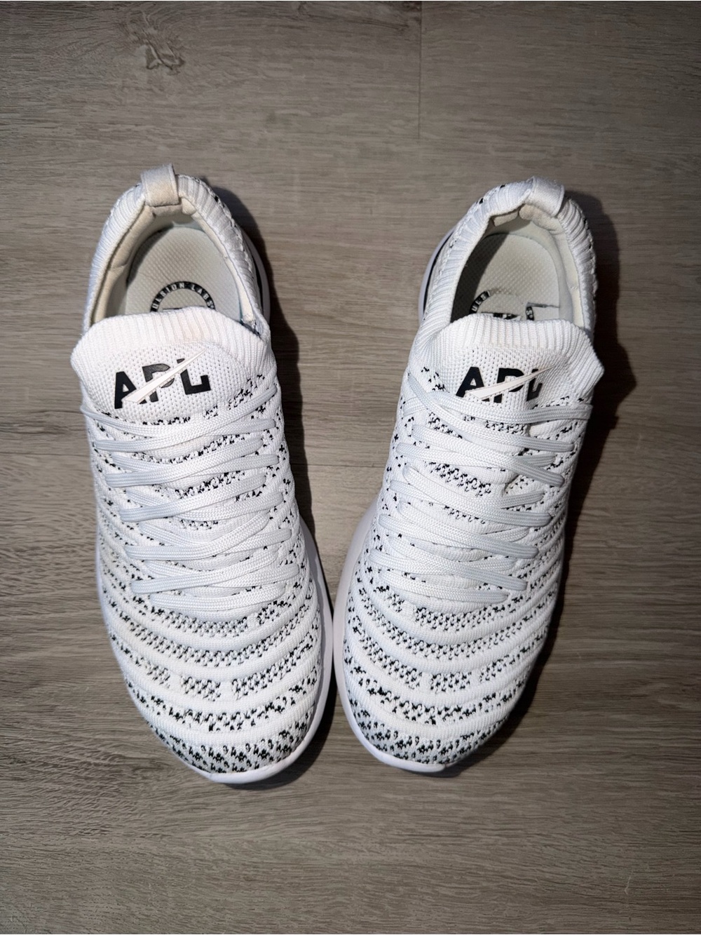 APL Women's TechLoom Wave Shoes - Picture 2 of 8